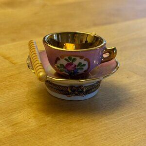 Limoges Pink Teacup & Saucer Trinket Box (Rochard)